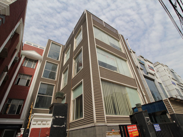 commercial-building-at udyog-vihar